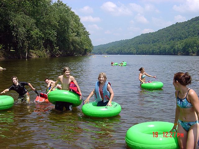 Delaware River Tubing Trip